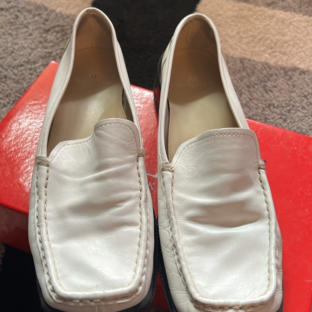 Anne Klein white leather shoe/loafer